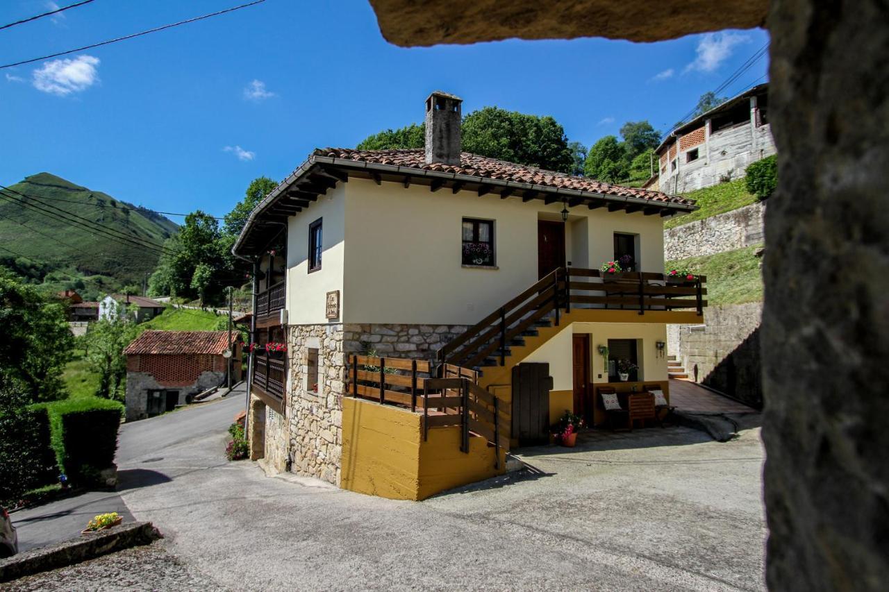 Apartamentos 'Los Balcones De Nieda 2' Onís エクステリア 写真