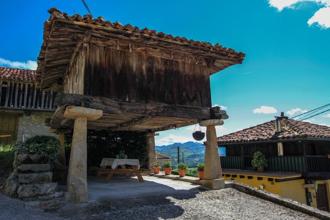 Apartamentos 'Los Balcones De Nieda 2' Onís エクステリア 写真