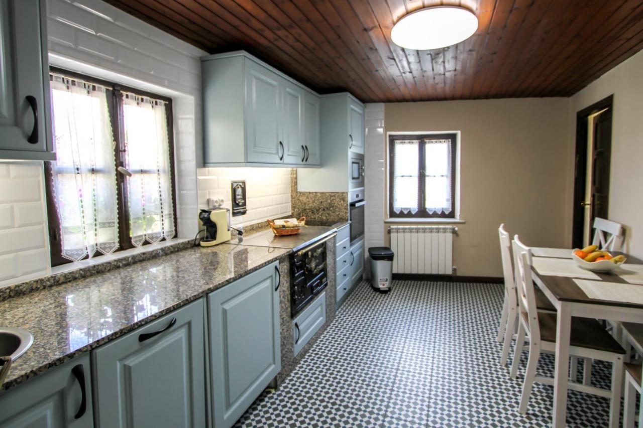 Apartamentos 'Los Balcones De Nieda 2' Onís エクステリア 写真