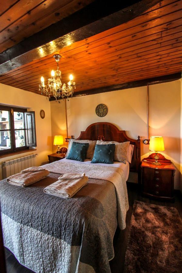 Apartamentos 'Los Balcones De Nieda 2' Onís エクステリア 写真